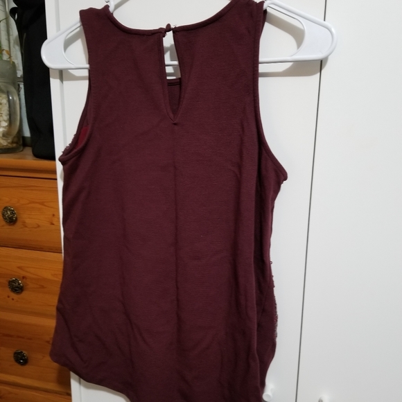 Top - Picture 2 of 7